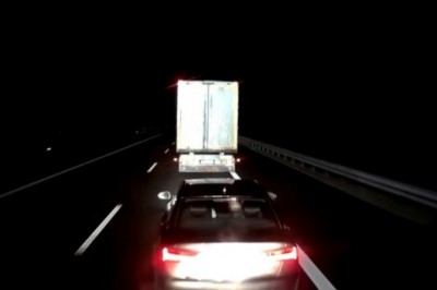 Szeryf drogowy w Audi na A2 kontra ciężarówka. Sam się szybko ukarał