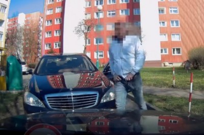 Groźby na osiedlowej drodze. Tego gościa chyba mocno poniosło