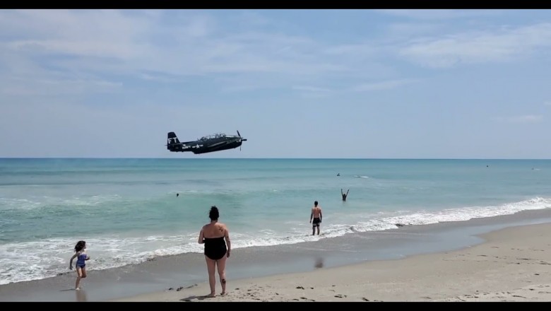 Zaskoczeni plażowicze oglądali awaryjne lądowanie samolotu