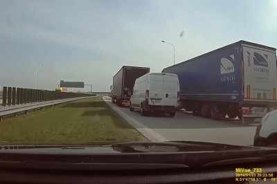 Wkurzony kierowca kontra szeryf w TIRze. Puściły mu nerwy