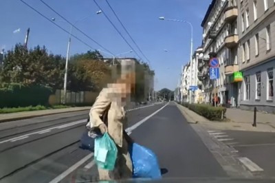 Gdy pomylisz klakson z hamulcem, a na drogę wejdzie babcia