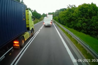 Kiedy znalazłeś prawko w czipsach i wydaje Ci się, że jesteś zawodowym kierowcą 