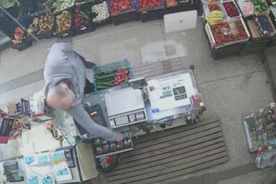 Połasił się na parę stówek z kasy. Teraz szuka go policja