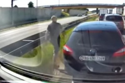 Szybka lekcja kultury dla kierowcy ze Szwajcarii na A4