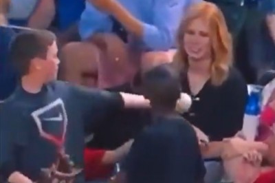 Młody wyrywa dziewczyny na meczu. Rozwalił system 