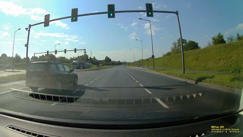 Wjechał rowerem na czerwonym. Refleks kierowcy uratował mu życie 