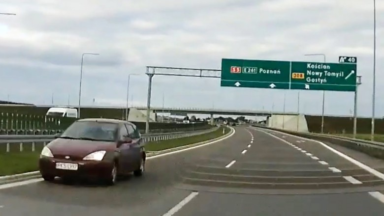 Pędziła pod prąd na S5. Kierowcy uciekali przed zderzeniem
