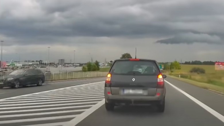 Typ z Renault, który ewidentnie ma jakiś problem