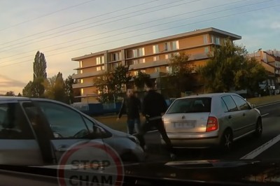 Karate mistrz na ulicy Krakowa, czyli spięcie dwóch gości