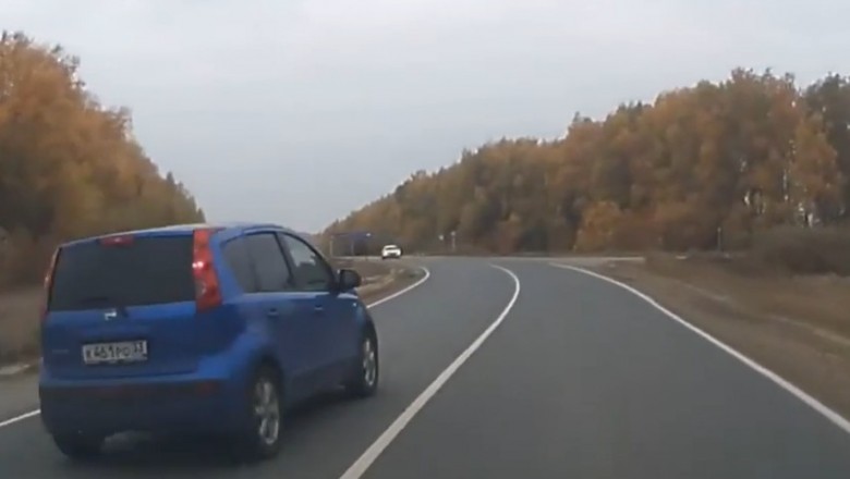 Dachowanie mistrza prostej po spotkaniu z zakrętem
