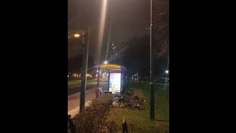 Seba postanowił poskakać na dachu przystanku. Co mogło pójść nie tak?