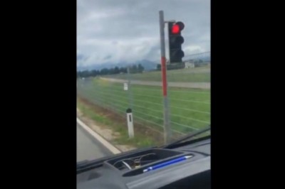 Kiedy zastanawiasz się po co jest ta sygnalizacja świetlna w tym miejscu