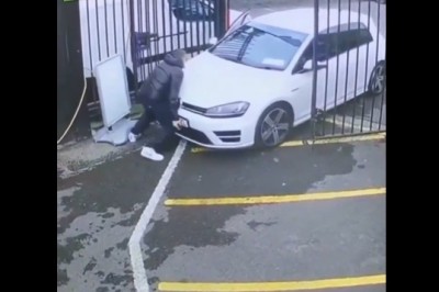 Kiedy zrobisz wszystko, żeby Twoje auto nie miało żadnego zadrapania 