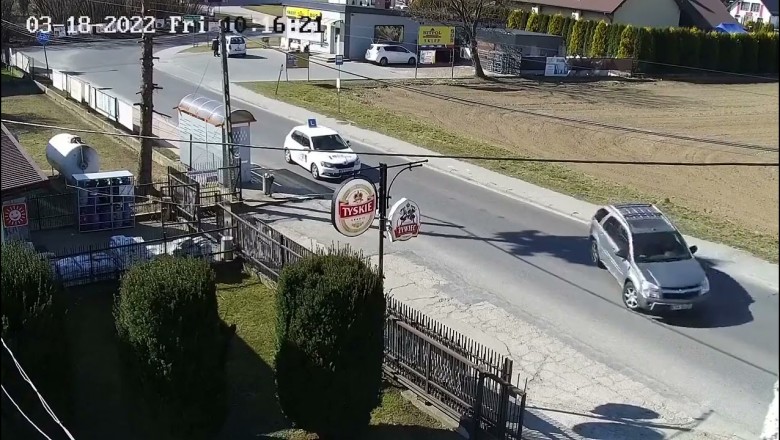 „eLka” kontra krążący samochód. W to, aż ciężko uwierzyć