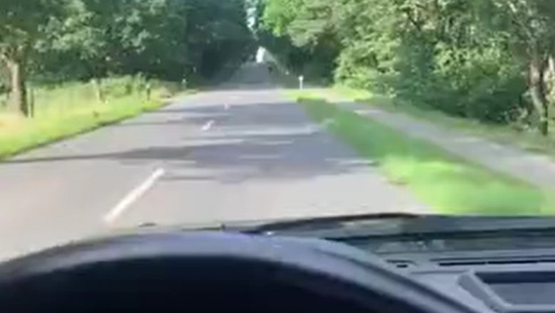 Kiedy chcesz zaskoczyć rowerzystę jadącego drogą zamiast ścieżką