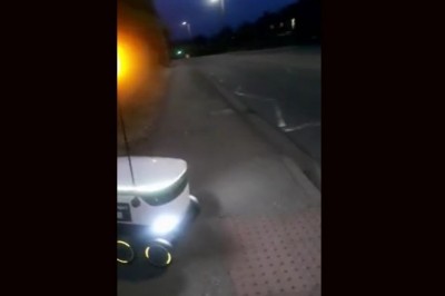 Kiedy dostawczy robot potrzebuje pomocy człowieka 