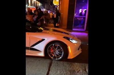 Kiedy przed klubem chcesz popisać się swoją super bryką 