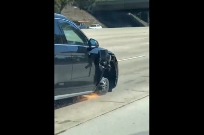 Jechała bez przedniego koła autostradą. Zatrzymali ją na skrzyżowaniu 