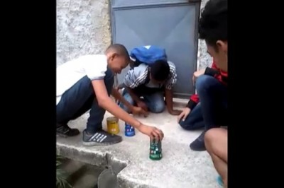 Chłopaki wymyślili konkretny żarcik, czyli osiedlowa wkręta kolegów