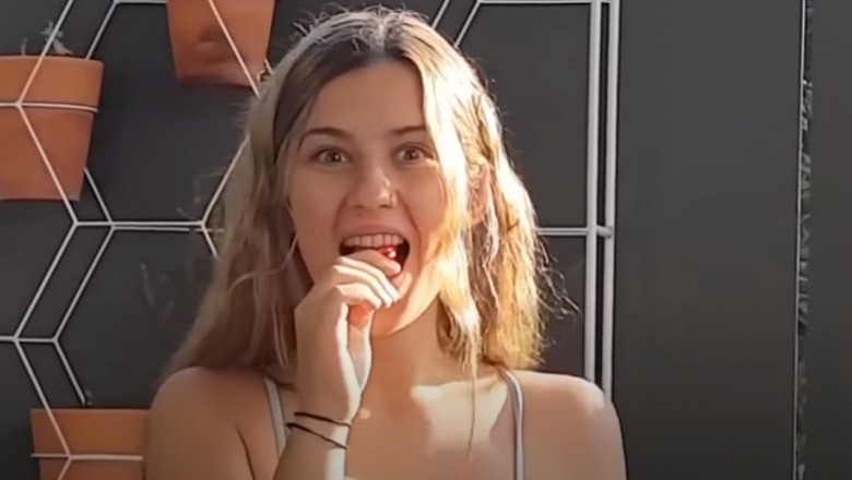 Blondyna postanowiła zrobić czelendż papryczkowy