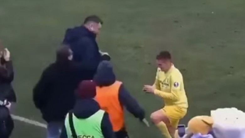 Kiedy chcesz się oświadczyć na boisku, ale ochrona Ci nie pozwala