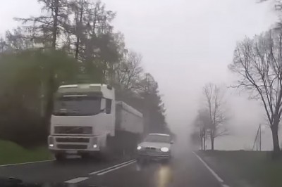 Kiedy myślisz, że Twoje BMW to bolid F1 i lecisz nim na czołówkę