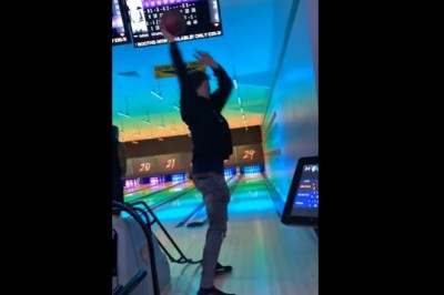 Dla niego zwykły rzut kulą do kręgli to za mało