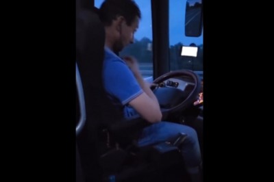 Kierowca autokaru którego mocno nosiło podczas jazdy