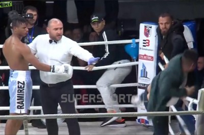 Na ring wpadł tłum ludzi po tym jak zachował się jeden z zawodników