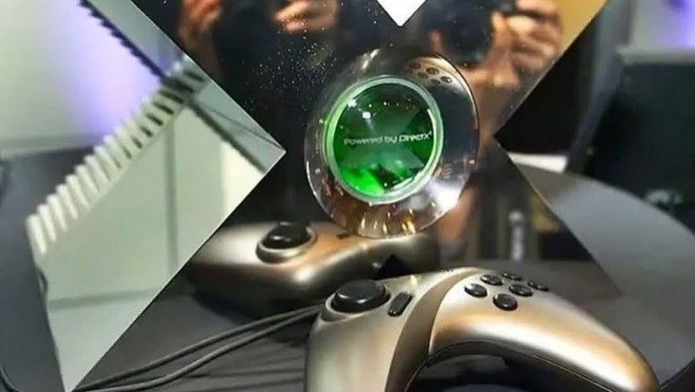 Tak wyglądał pierwszy Xbox. Ważył tyle co mały telewizor i był wykuty z jednego kawałka metalu