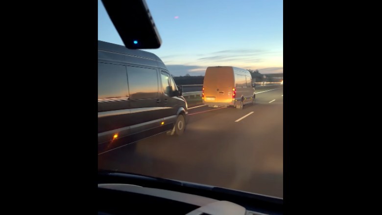 Mercedes ciągnął busa na holu i lecieli ok 140 km/h. Nagranie z autostrady A4