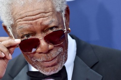 Dlaczego Morgan Freeman zawsze nosi kolczyki? Ma to związek ze śmiercią i starą tradycją