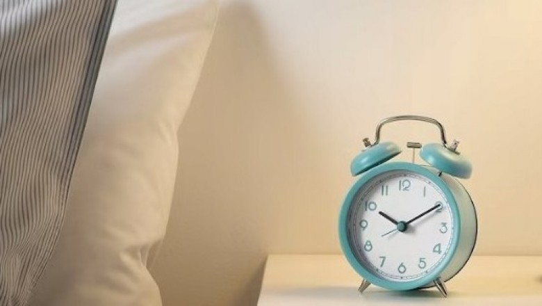 Zdarza Ci się budzić minutę przed budzikiem, wiemy dlaczego