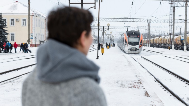 Gwałtowne hamowanie pociągu, na torach znajdowali się myśliwi z psami