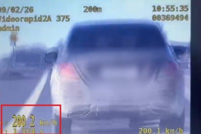 Ukrainka leciała ponad 200 km/h bo się spieszyła na pazurki. Policjanci wlepili 2500 zł i 15 pkt karnych