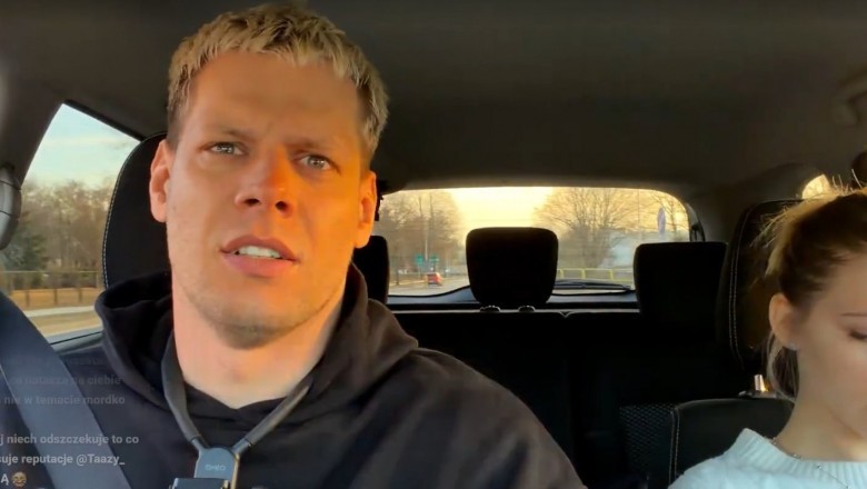 31-letni Tazzy przedstawił swoją 17-letnią dziewczynę. W sieci burza o różnicę wieku