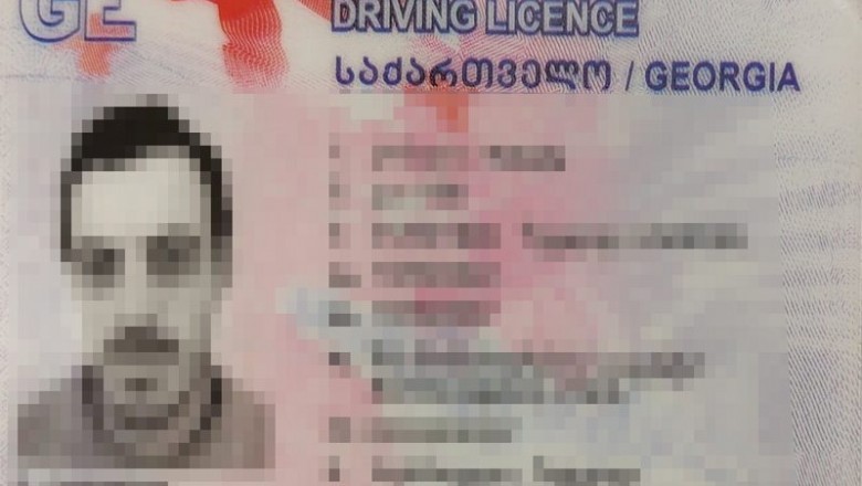 „To nie jest prawo jazdy, to przedmiot przypominający prawo jazdy”. Policja udostępniła nagranie z interwencji