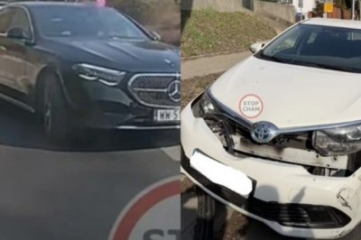 Ten film podzielił internautów. Kobieta z Mercedesa kasuje przód Toyoty - Warszawa