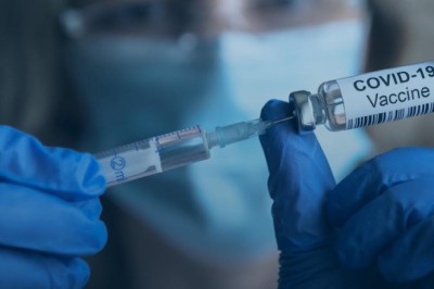 Polska ma zapłacić prawie 6 mld zł za 64 mln nieodebranych szczepionek. Jest wyrok sądu w Brukseli