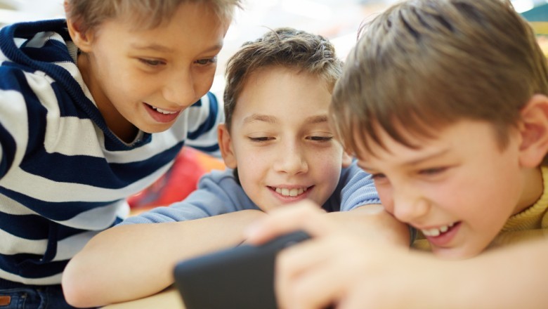 Dzieci z małopolskiej podstawówki nagrywały filmy dla dorosłych. W szkole interweniowała policja