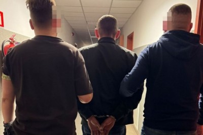 Z ponad 2 promilami przyjechał po dziecko do przedszkola. Na wniosek funkcjonariuszy 37-latek został wydalony z Polski